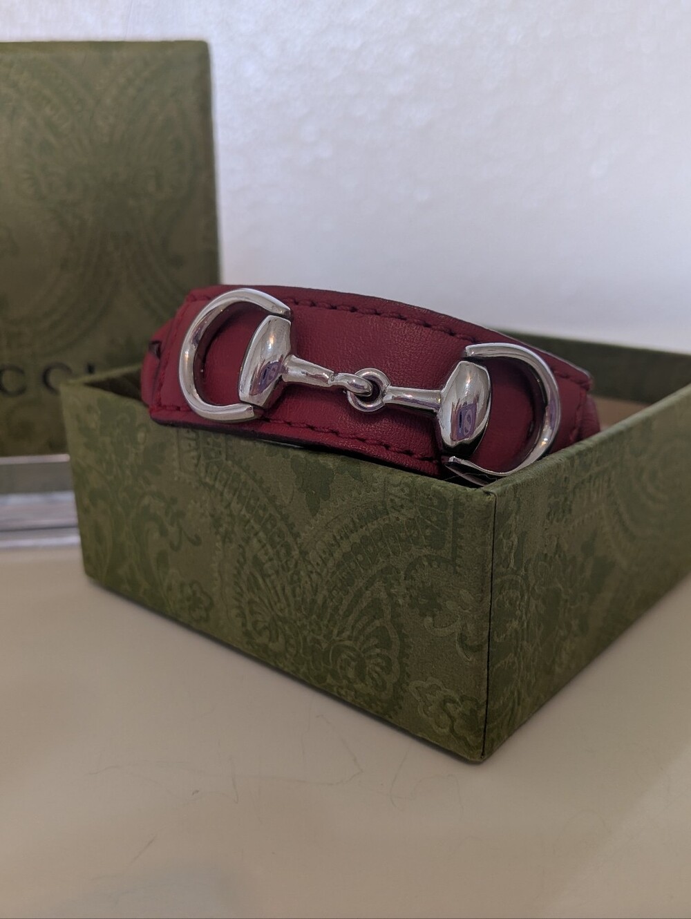Gucci Red Leather Braided Horsebut Bracelet Like New ๐ - Picture 4 of 11